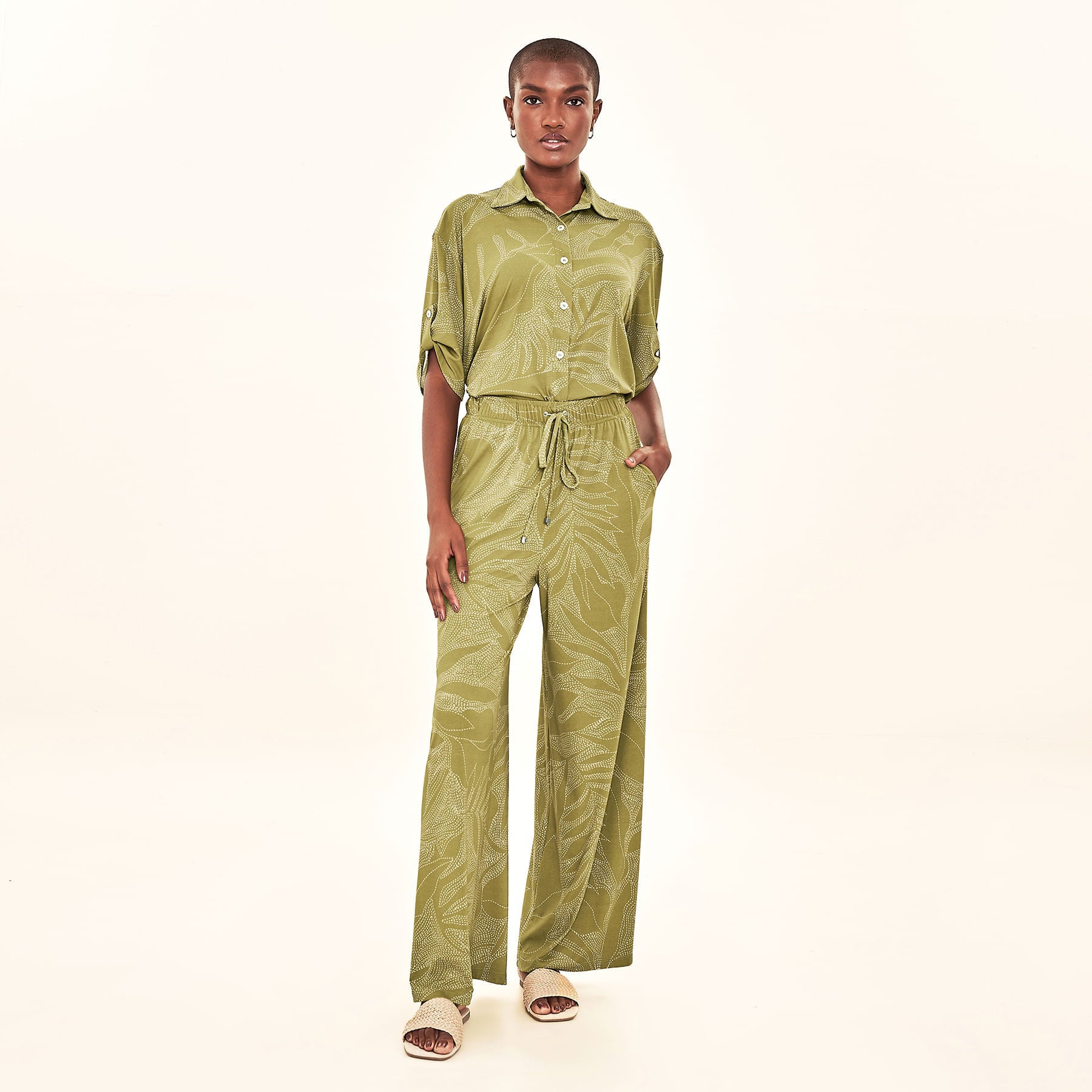 Calça Pantalona Uv Com Proteção Solar Estampa Pontilhado Pistache