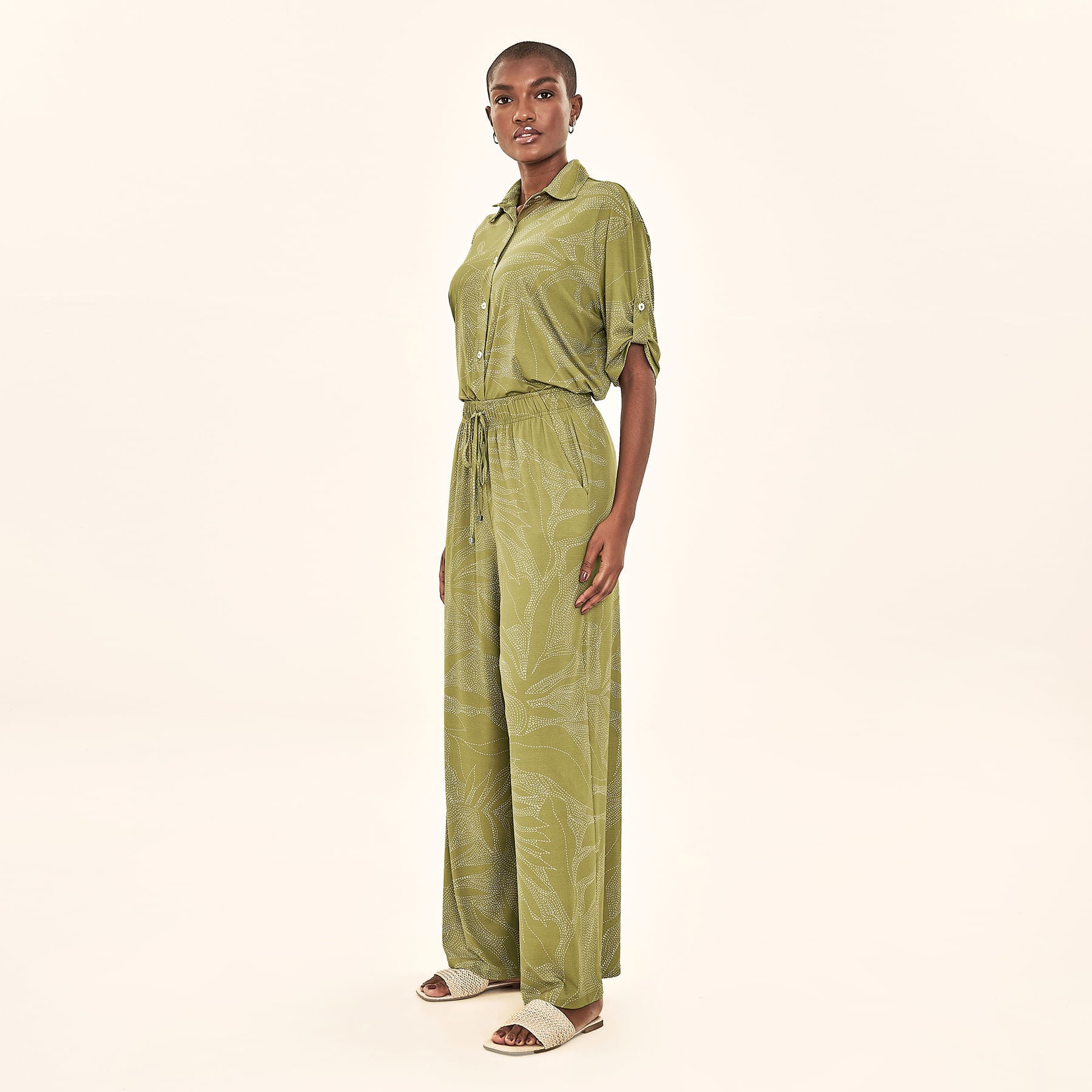 Calça Pantalona Uv Com Proteção Solar Estampa Pontilhado Pistache