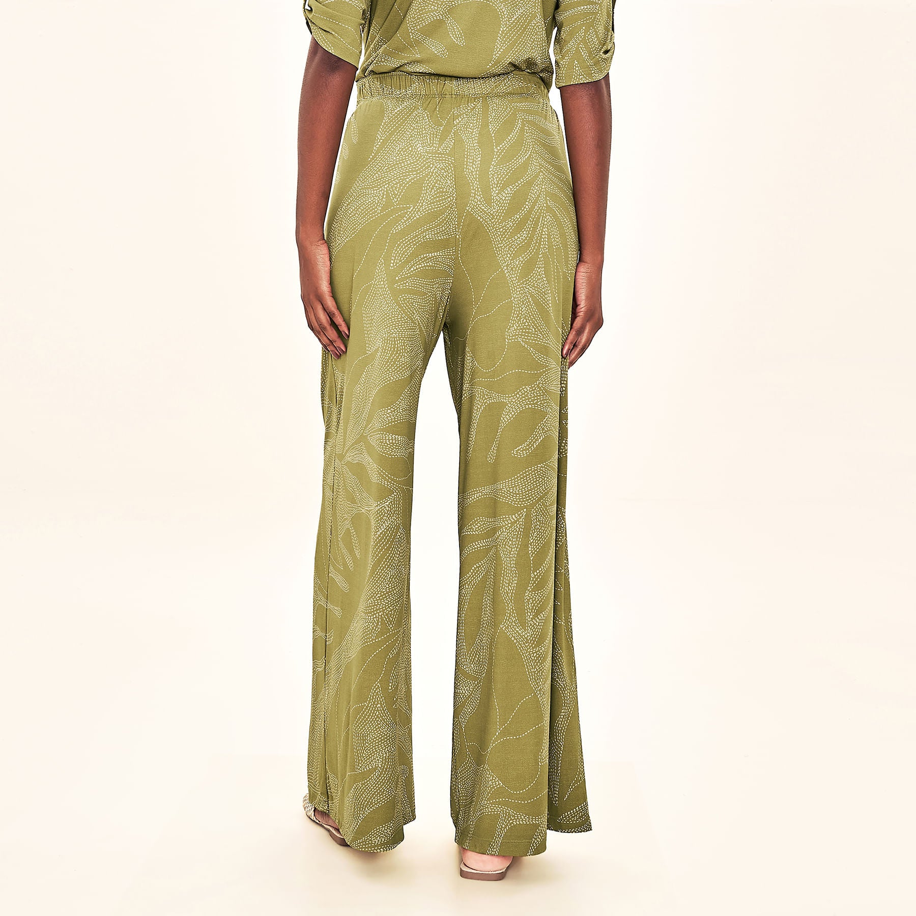 Calça Pantalona Uv Com Proteção Solar Estampa Pontilhado Pistache