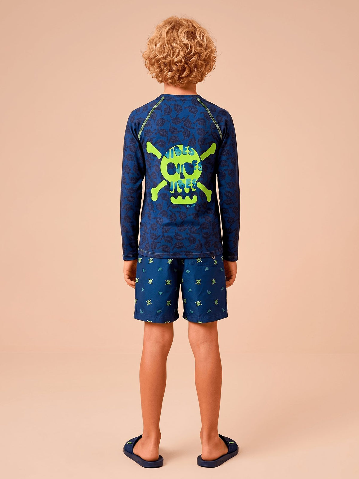 Camiseta Acqua Infantil UV Com Proteção Solar ML - Estampa Pirata Fun