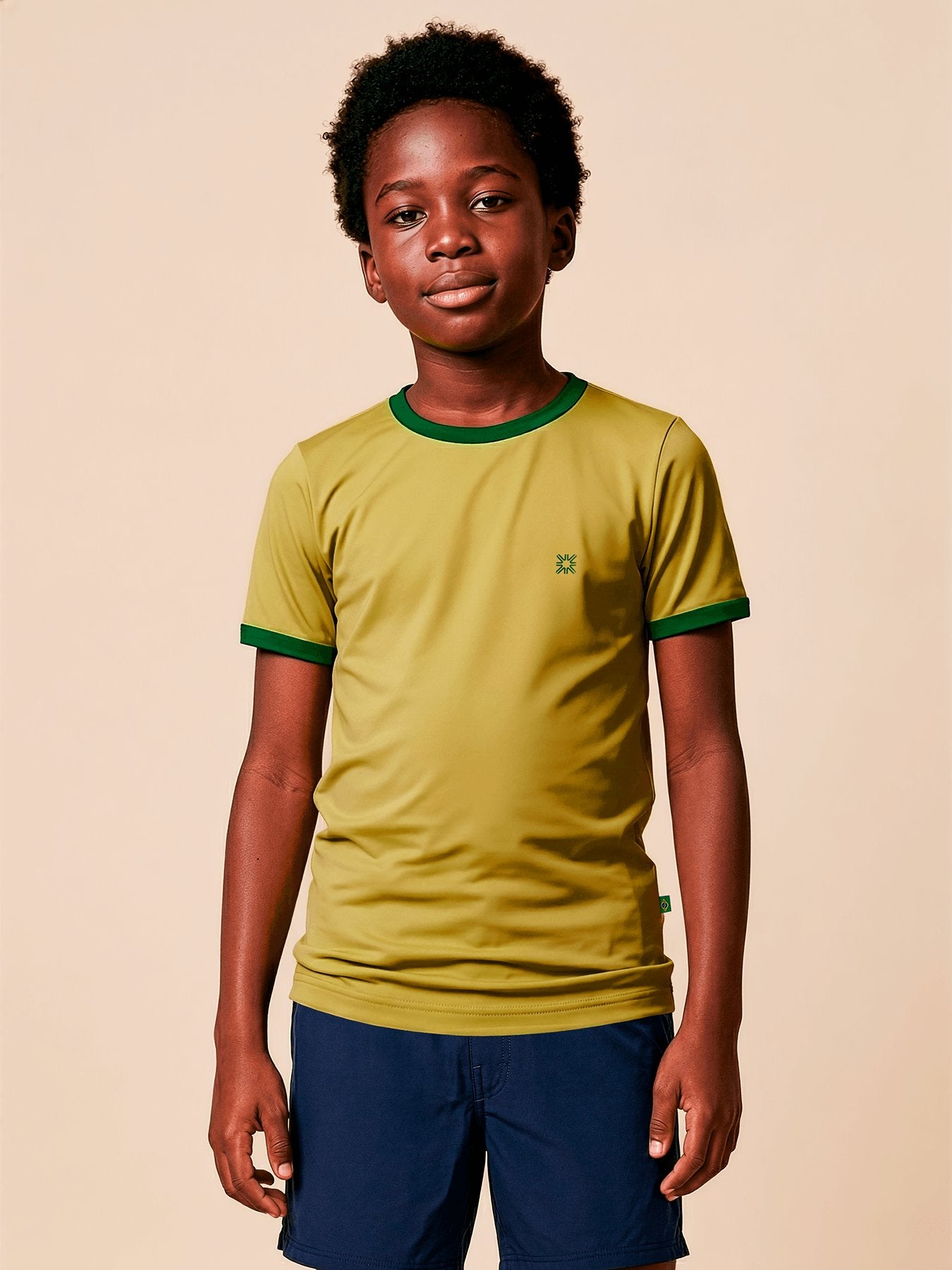 Camiseta UV Infantil com Proteção Solar Bicolor Brasil MC – AMARELO | Copa 2026
