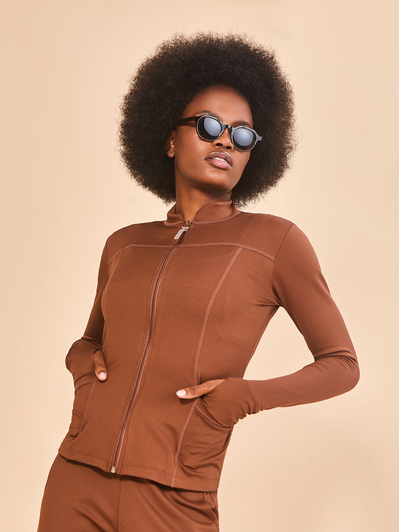 Casaco Fit Textura UV Com Proteção Solar ML FEM - MARROM