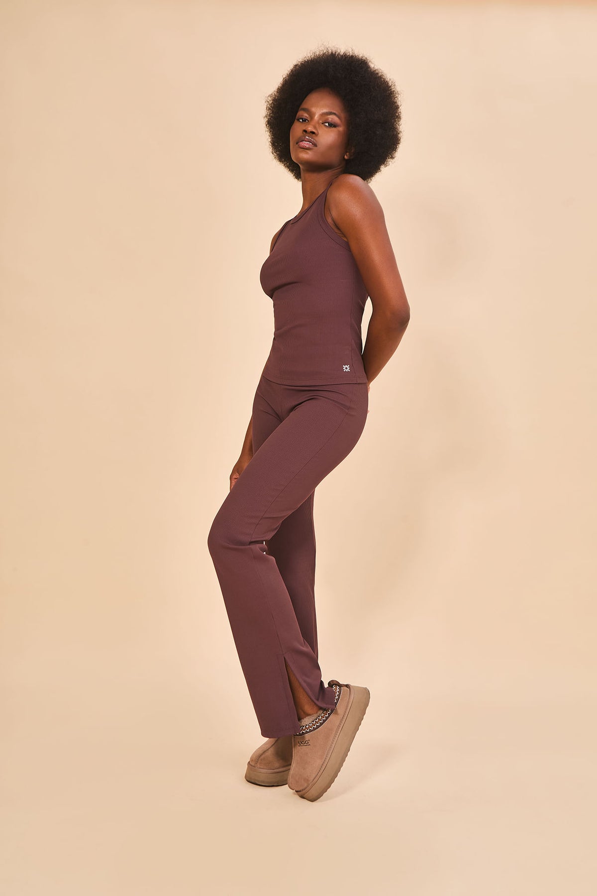Calça Canelada UV Com Proteção Solar FEM - CAFÉ