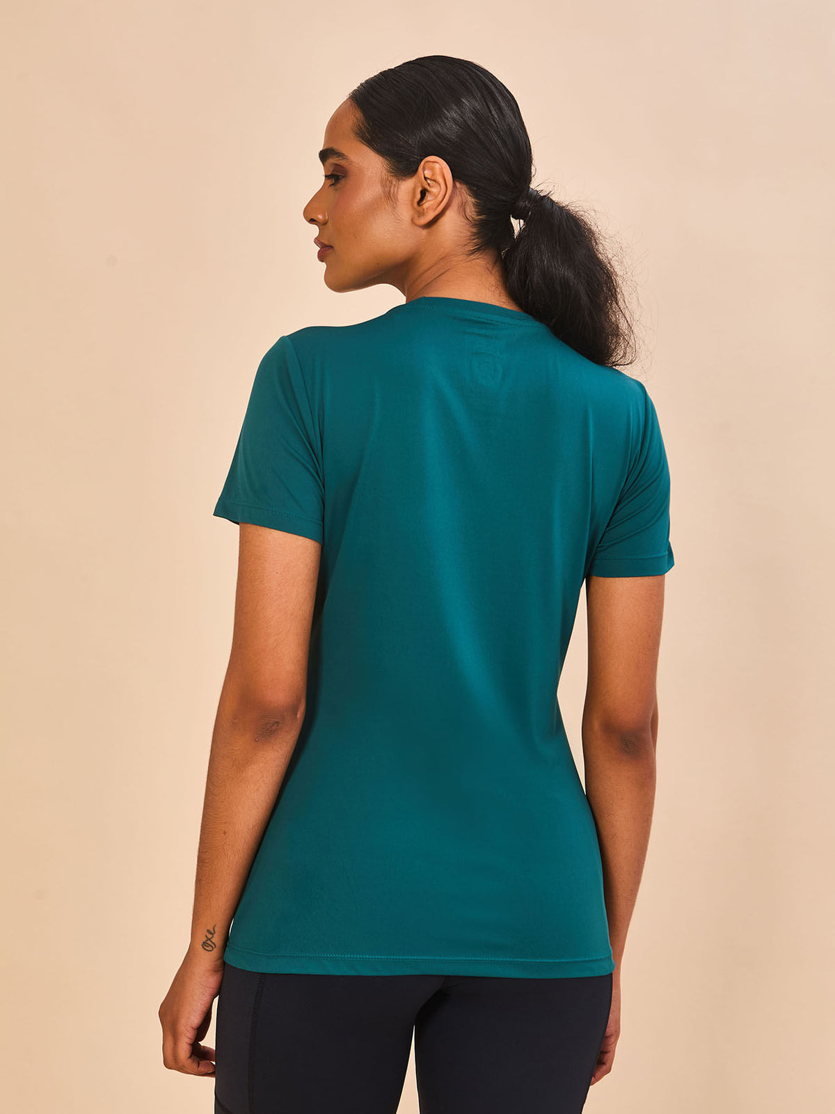 Camiseta UVLINE New Fit | Feminino