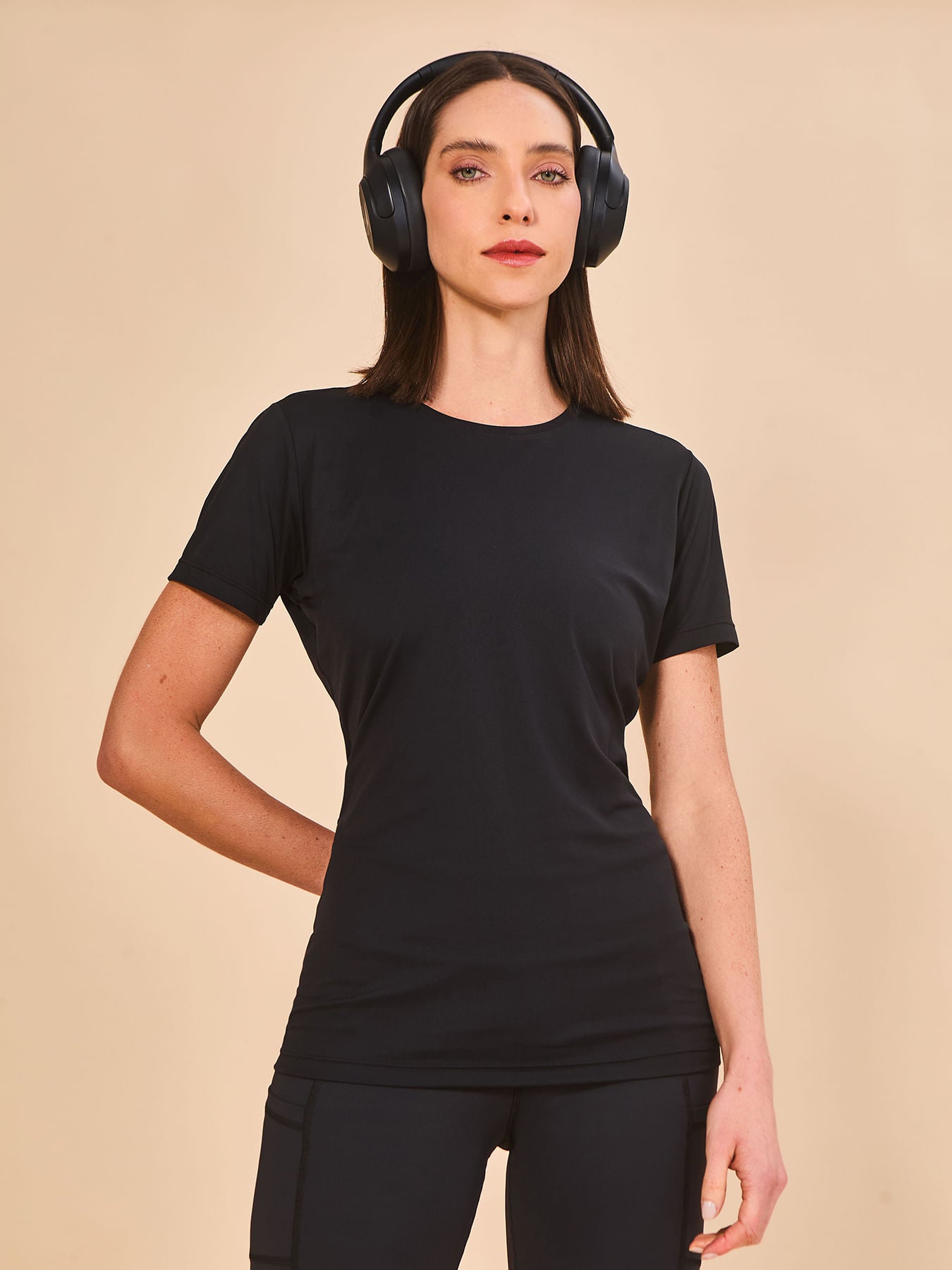 Camisa New Fit UV Feminina Com Proteção Solar MC - PRETO
