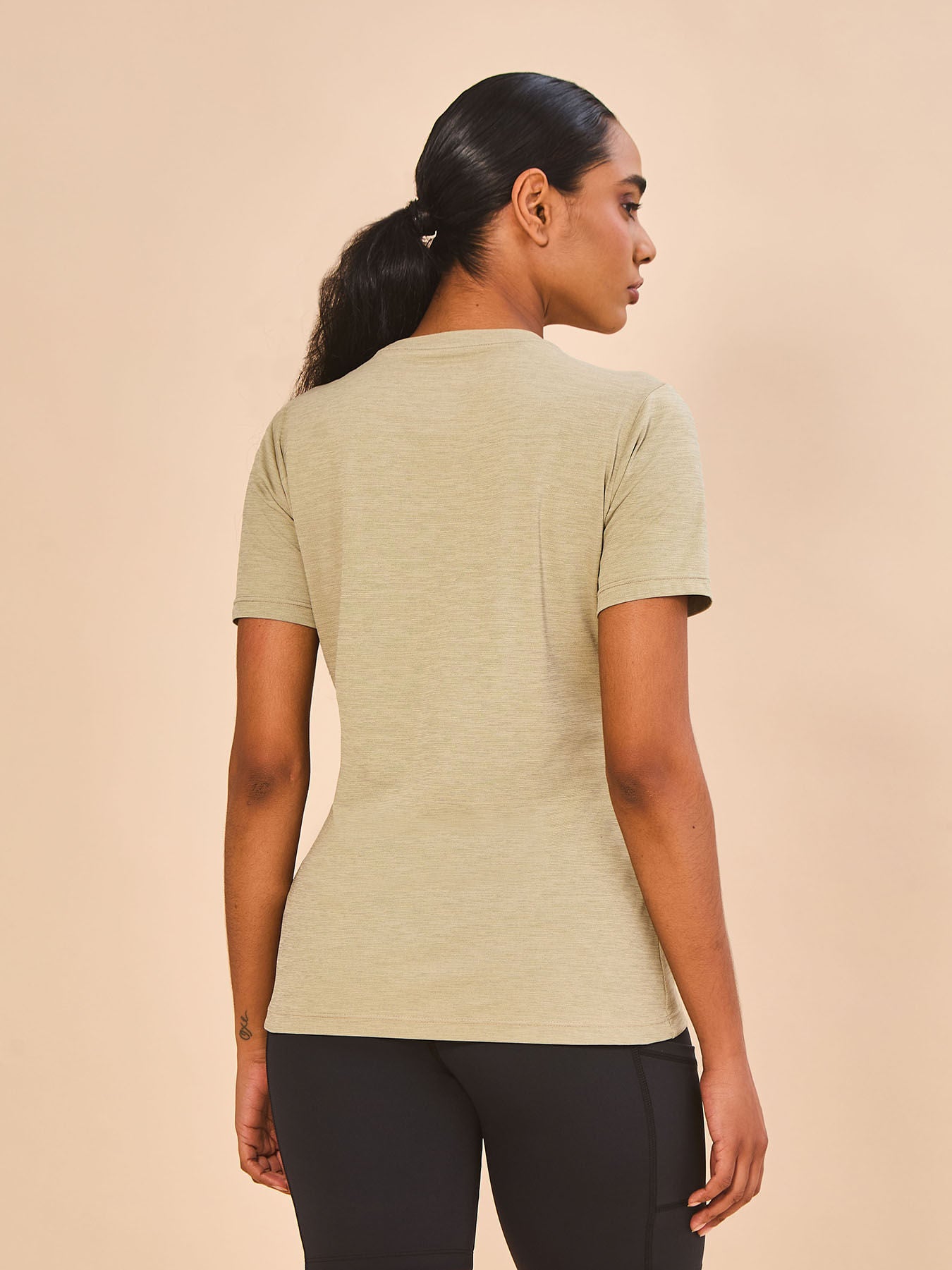 Camiseta UV Feminina Com Proteção Solar MC New Fit Mescla - AREIA