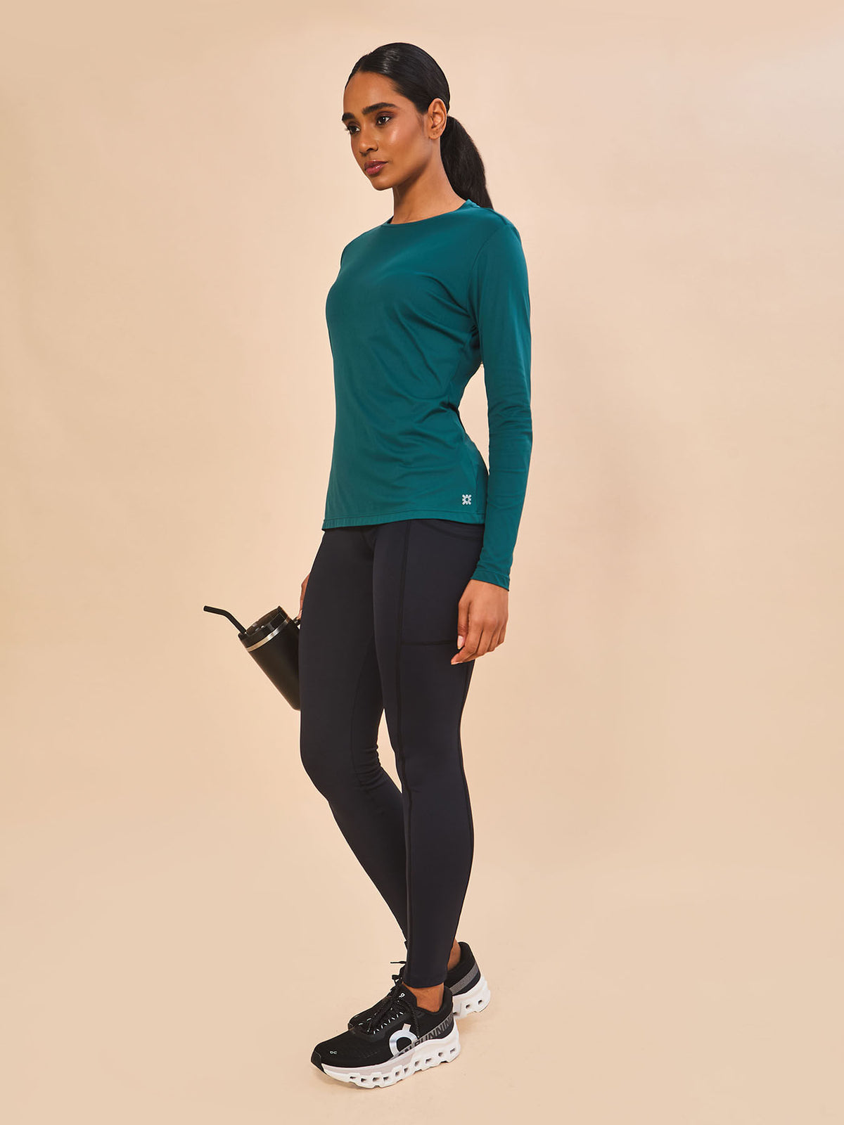 Camiseta UVLINE New Fit | Feminino