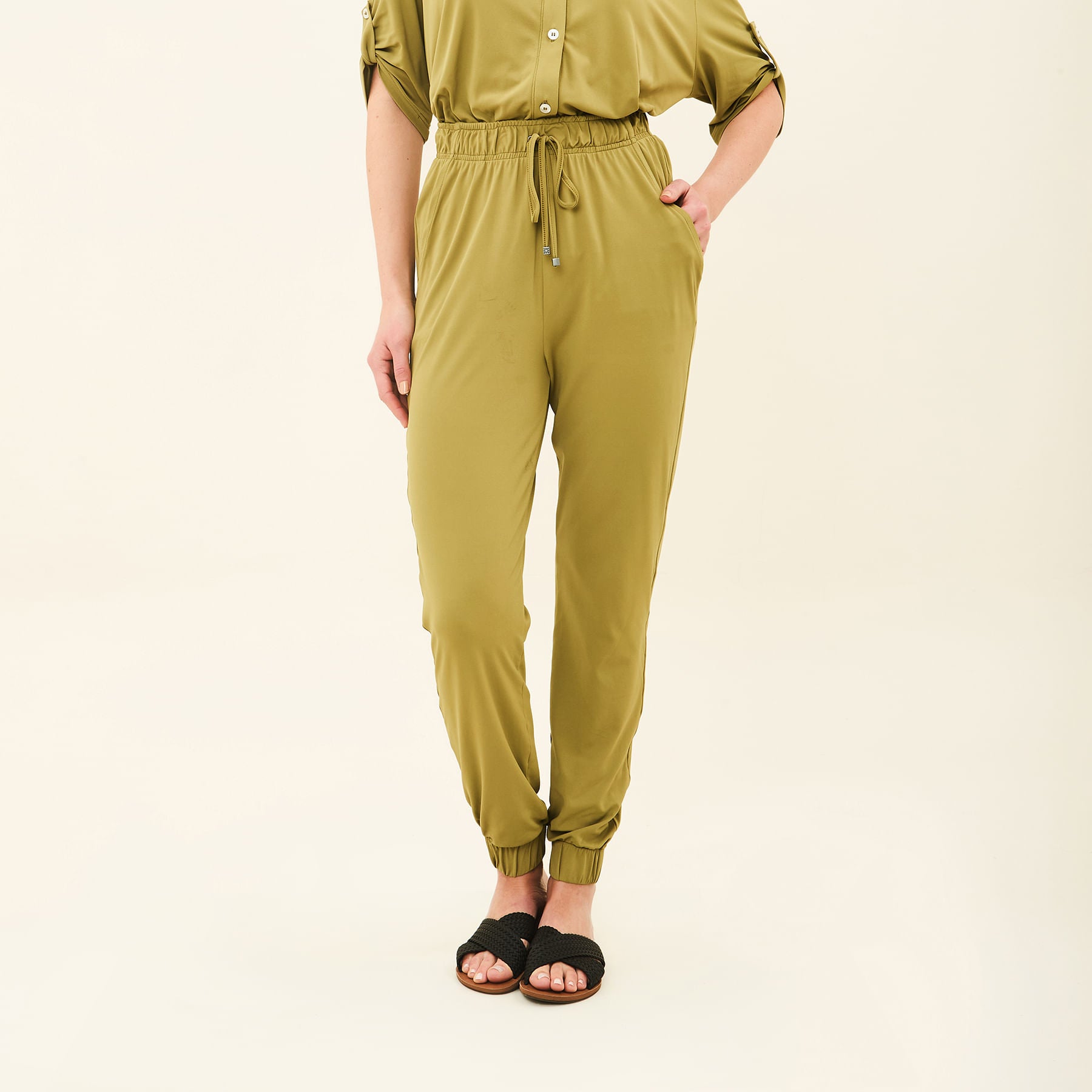 Calça UV Basic Com Proteção Solar Oliva