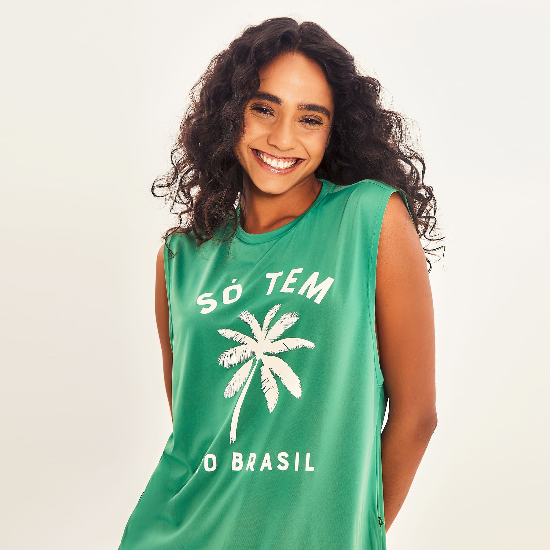 Regata Uv Unissex Com Proteção Solar Estampa Só Tem No Brasil Verde Brasil